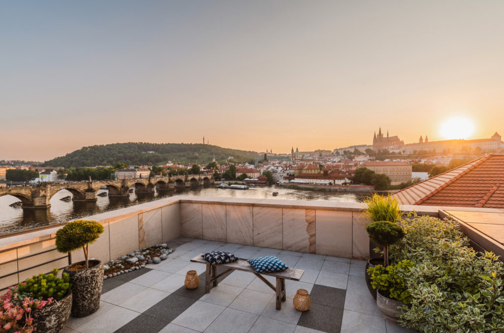 Four Seasons Hotel Prague získal pět hvězd ve Forbes Travel Guide 2024