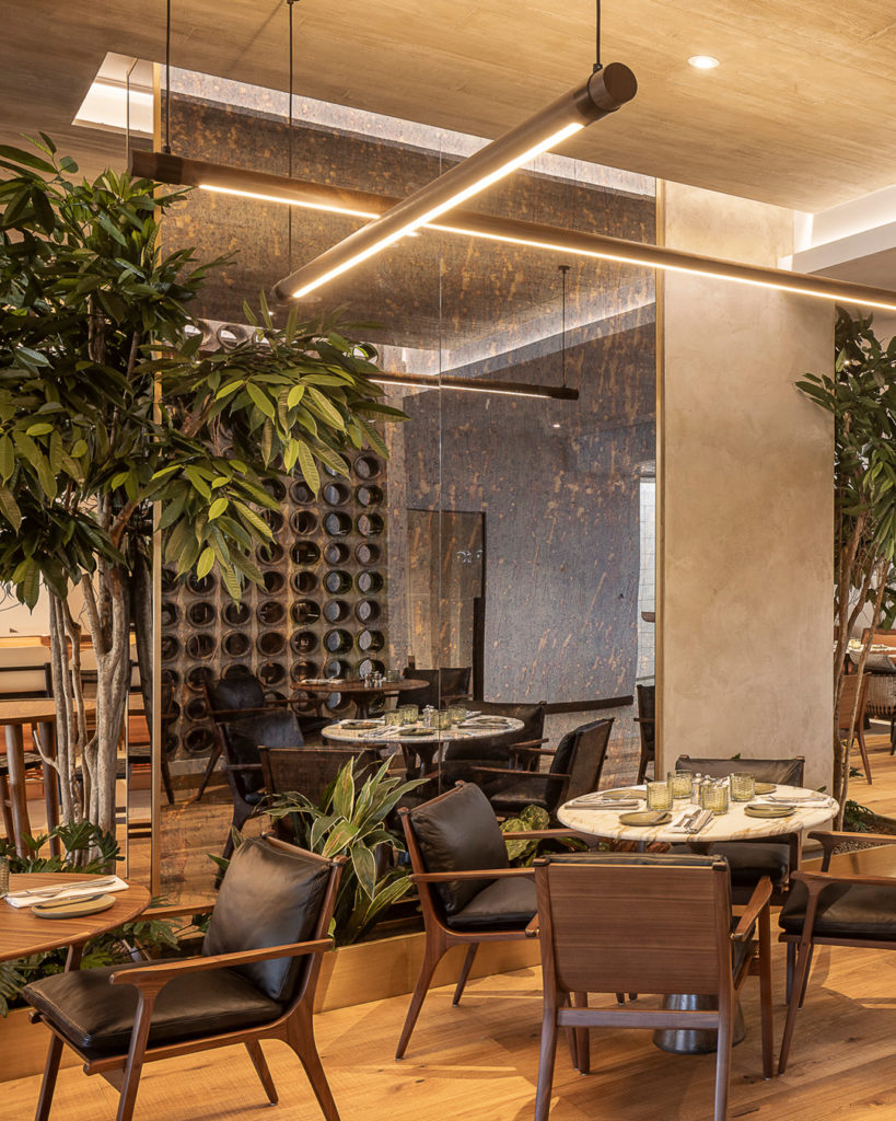 Gril, pivo, terasa a výhled na Hrad: V hotelu Fairmont Golden Prague se otevřela restaurace Greenhouse