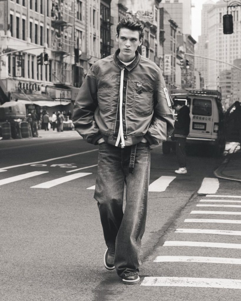 Levi’s se spolu se značkou sacai rozhodly dát ikonickým denim kouskům novou podobu