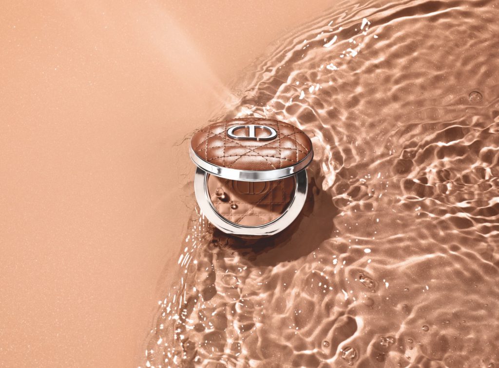 Nový rozměr přirozenosti s kolekcí DIOR FOREVER HYDRA NUDE & NUDE BRONZE