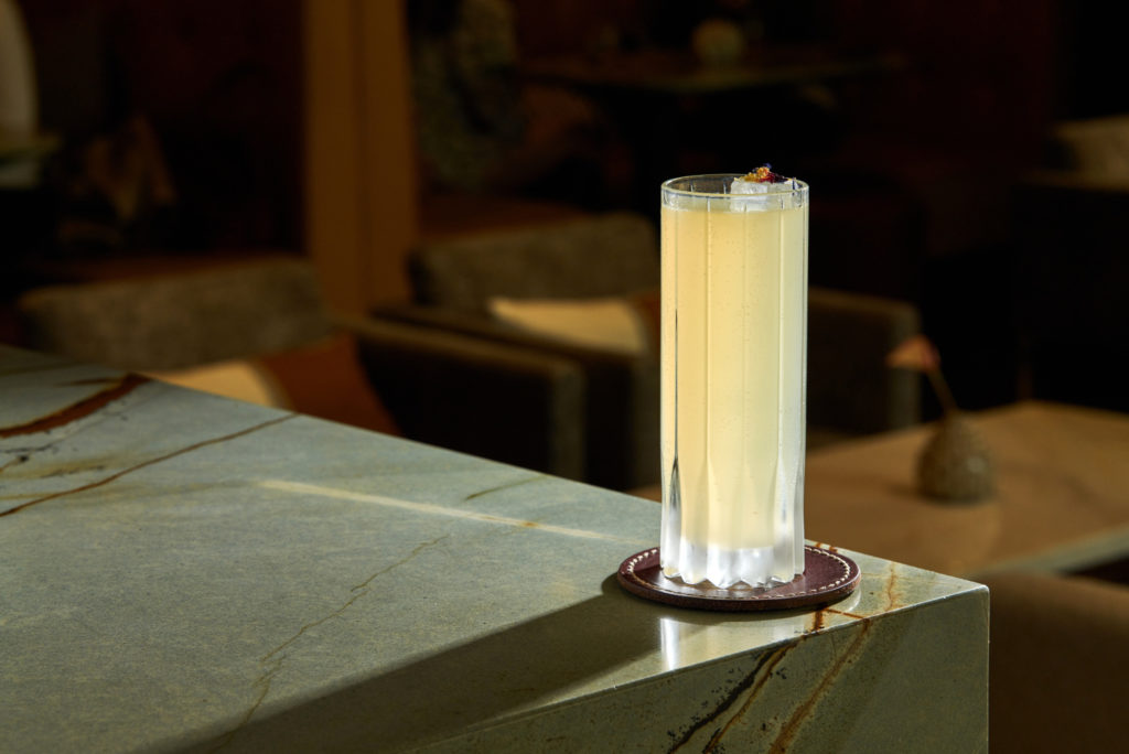 Nedělní brunch ve Four Seasons Hotel Prague: Nová nedělní tradice s výhledem na Pražský hrad