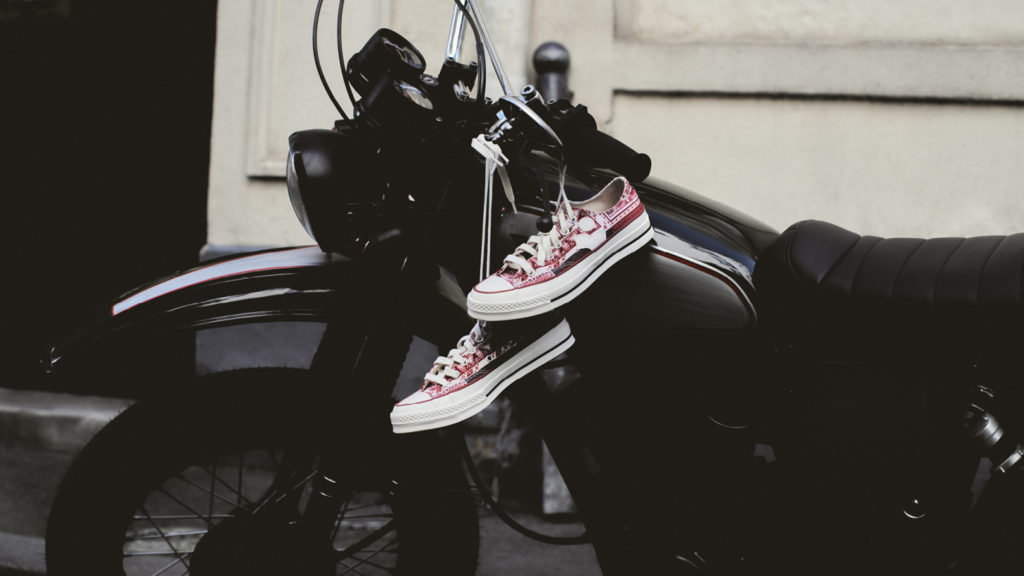 Converse se znovu spojil se značkou Isabel Marant a představuje Chucky v boho předělávce