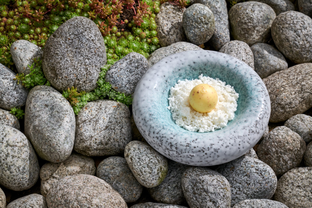 Japonská elegance pod širým nebem: Restaurace MIRU se vrací na střechu Four Seasons Hotel Prague