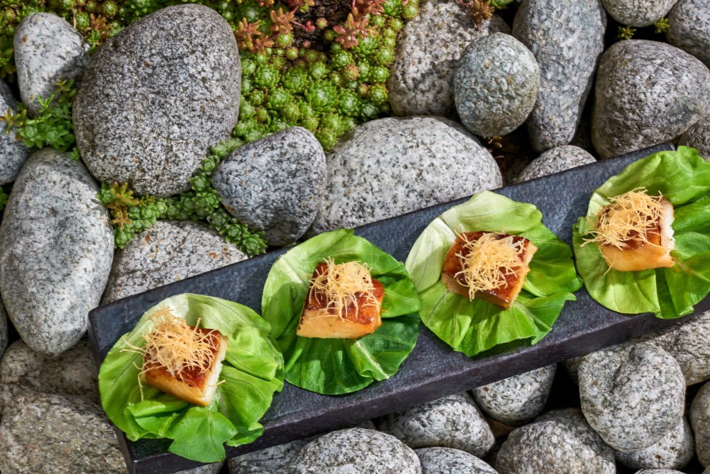 Japonská elegance pod širým nebem: Restaurace MIRU se vrací na střechu Four Seasons Hotel Prague