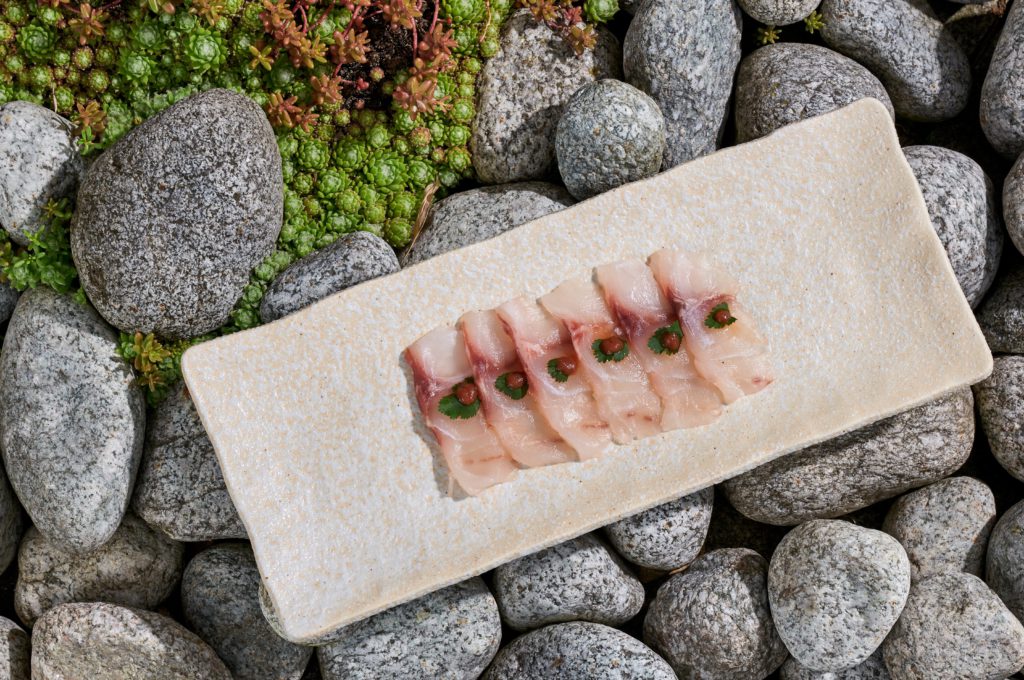Japonská elegance pod širým nebem: Restaurace MIRU se vrací na střechu Four Seasons Hotel Prague