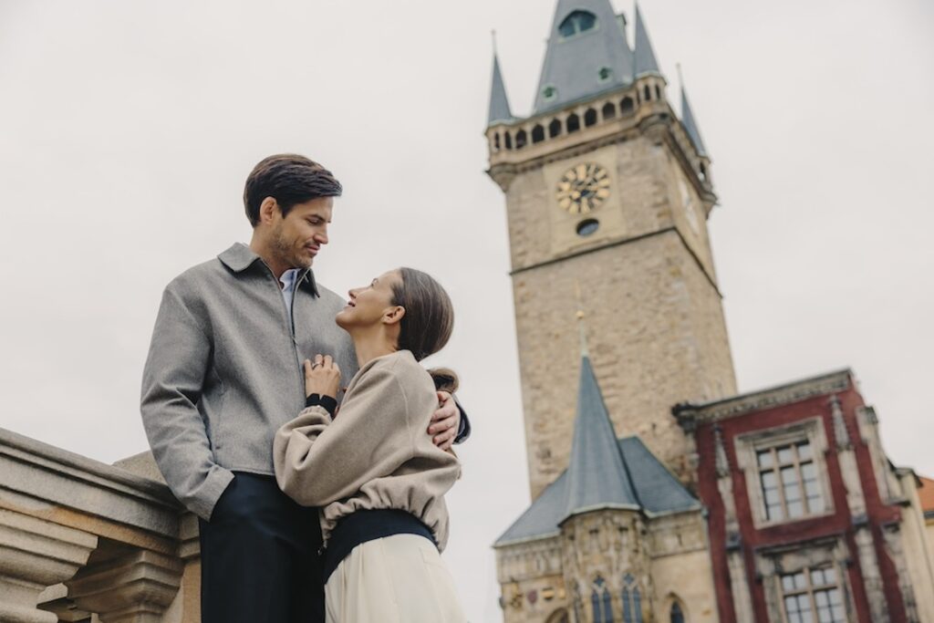 Valentýn v Pařížské: Fairmont Golden Prague rozehrává svátek lásky v rytmu luxusu, gastronomie a emocí